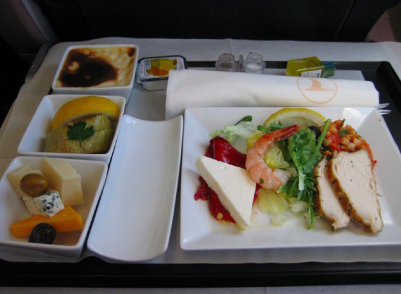 Turkish Airlines-15 Airlines And The Food Served In The Economy Vs. Business Class