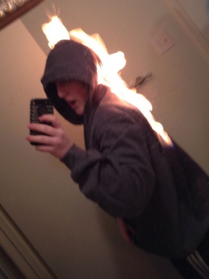 Selfie On Fire-Selfies That Will Make You Cringe
