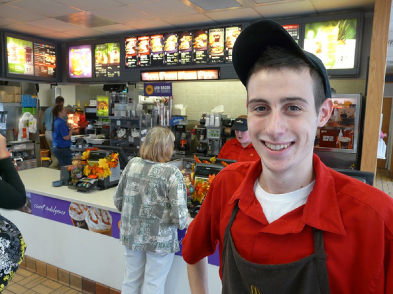 They are Usually Careful with Your Food-15 McDonald's Secrets Their Employees Are Hiding From You