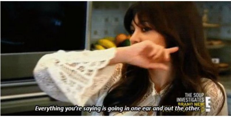 She Doesn’t Really Give Shit about Things-15 Images That Show Kourtney Kardashian Is A Completely Hilarious Bitch