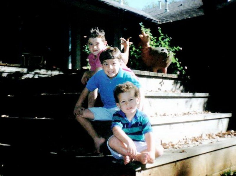 The Jonas Brothers-15 Cutest Childhood Photos Of Famous Celebrities