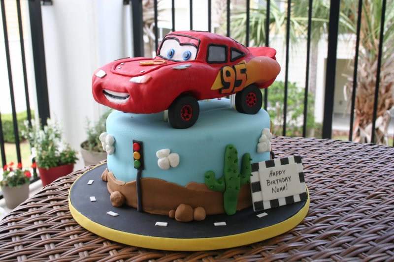 Cars Cake-15 Amazing 3D Cartoon Model Cakes Ever