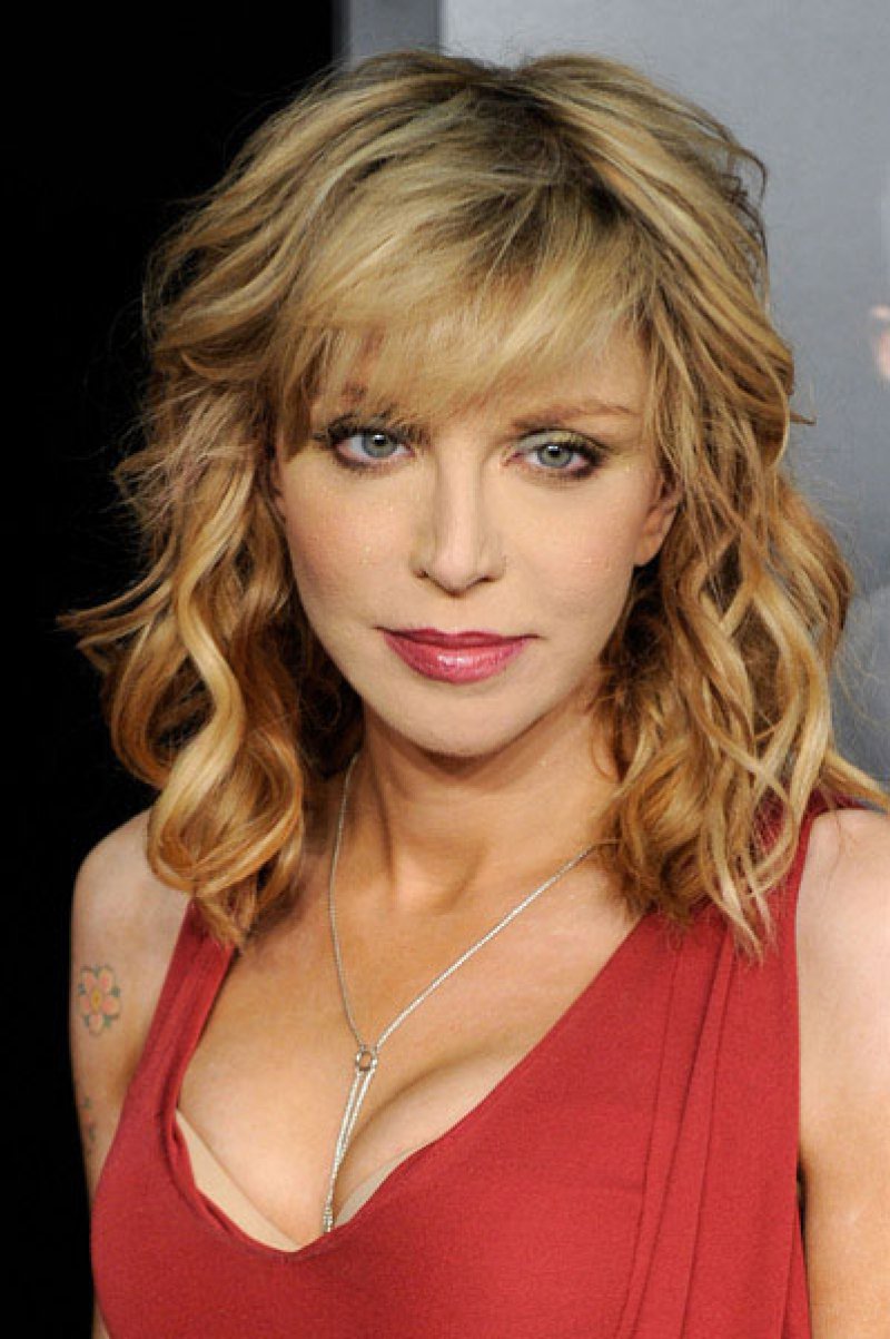 Courtney Love-15 People Who Were Strippers Before Becoming Famous