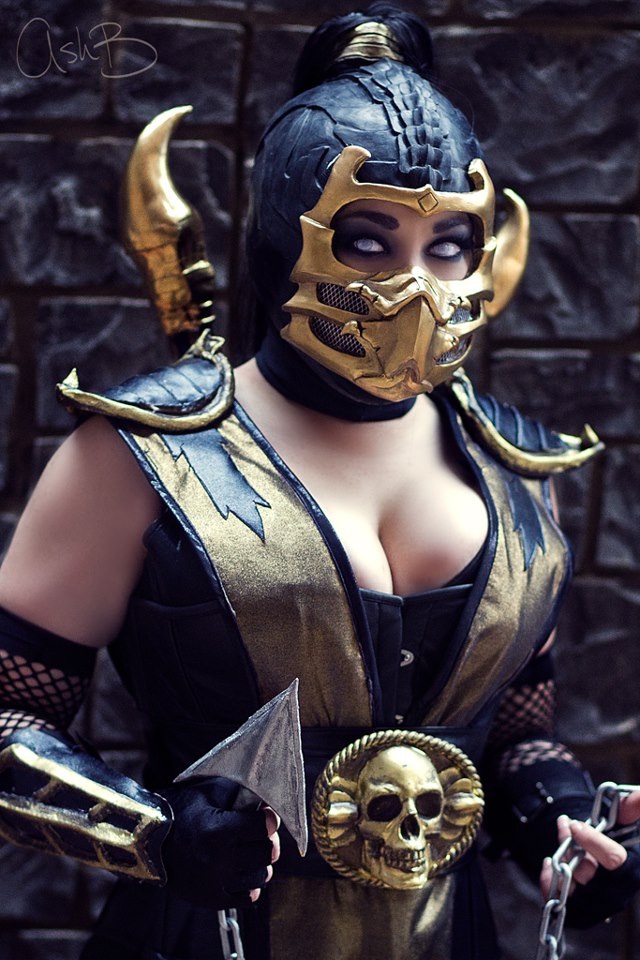 Female Scorpion-Best Mortal Kombat Cosplays