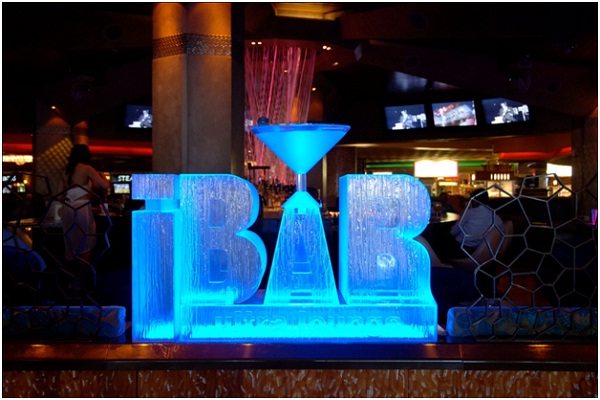 Buying Drinks in Las Vegas-Things You Didn't Know About Vegas