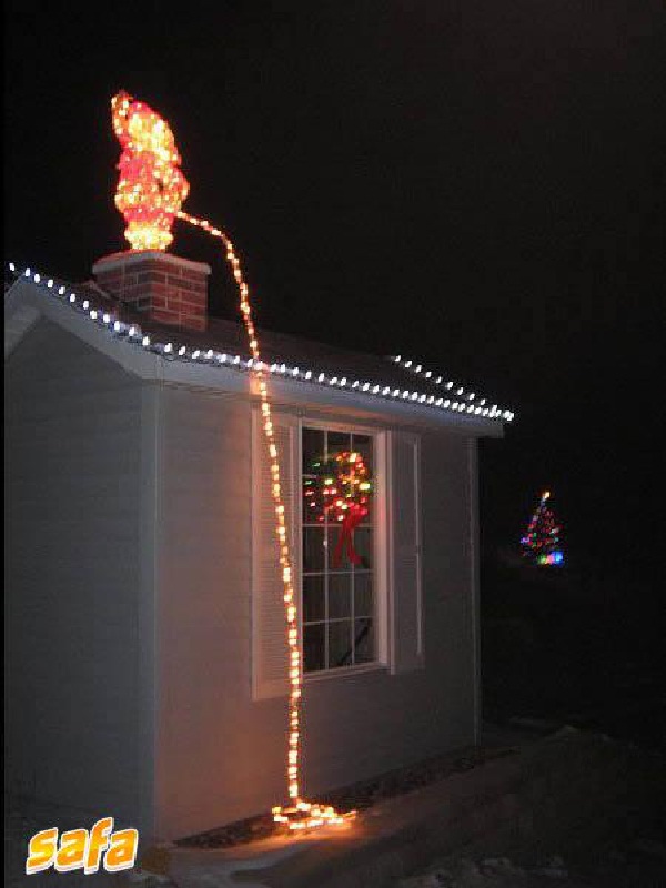 Santa Peeing?-Worst Christmas Decorations Ever