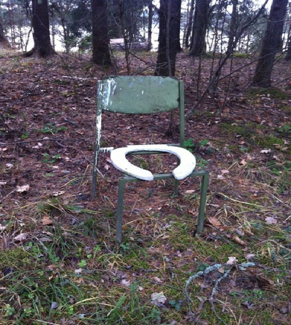 On The Cheap-Hilarious Toilet Fails