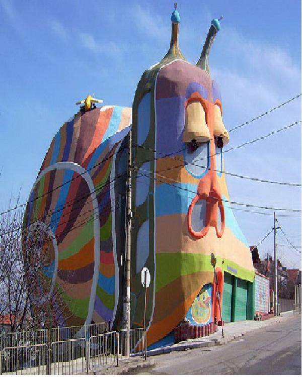 The snail-Weirdest Houses In The World