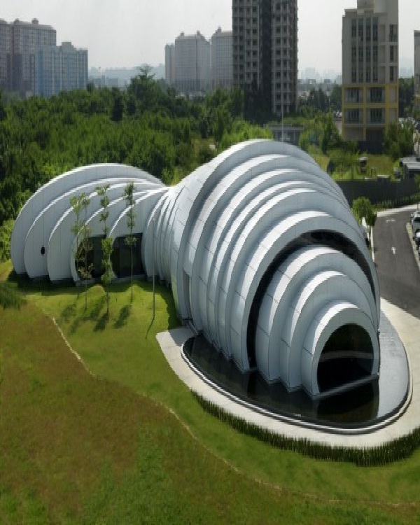 Pod Pavilion-Top 15 Weirdest Office Buildings