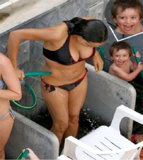 Fresh Little Guy-12 Hilarious Caught Staring Pictures Ever 