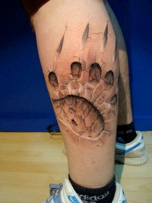 Bear Claw-24 Most Amazing Illusion Tattoos