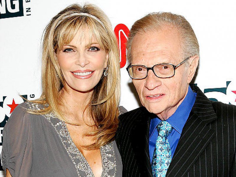 Larry King Cheated On His Wife Shawn Southwick-15 Celebrities Who Cheated On Their Partners