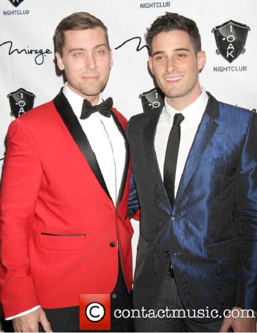 Lance Bass And Michael Turchin-Celebrities Who Will Get Married In 2014