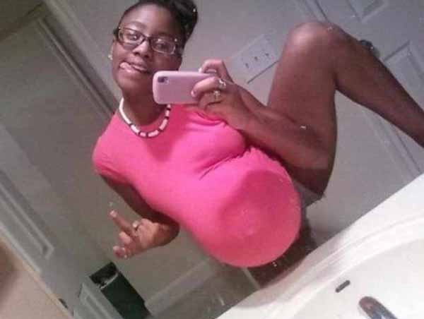 Pregnant selfie-Worst Selfies Ever