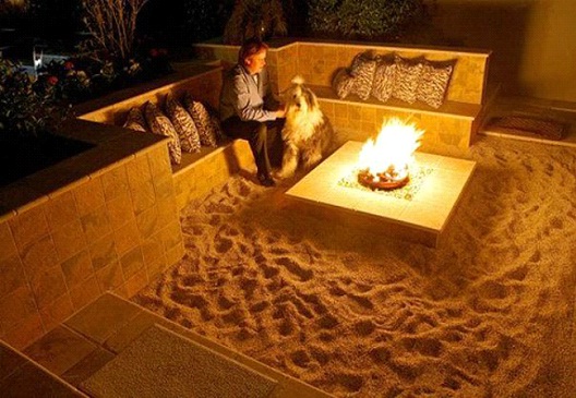 Backyard Firepit-Awesome Home Interior Designs Ever
