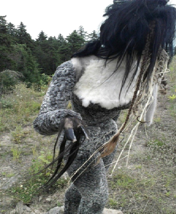 Hoof Handed Statue-Bizarre Statues Created From Your Nightmares