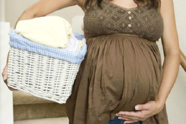 Chores-How To Stay Fit During Pregnancy