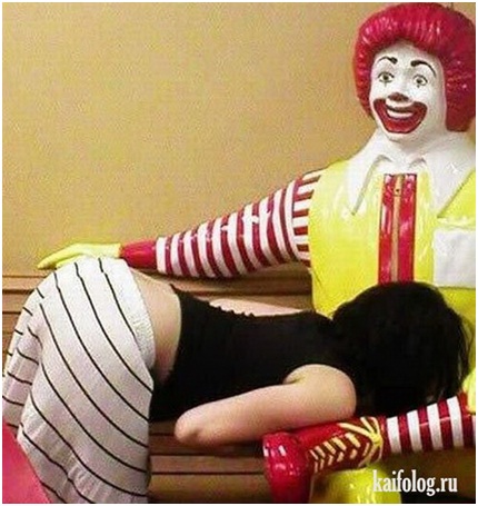 Ronald McDonald Got Fellatio-Sad Reality Of Ronald McDonald