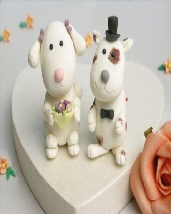The dogs-Unusual Wedding Cake Toppers