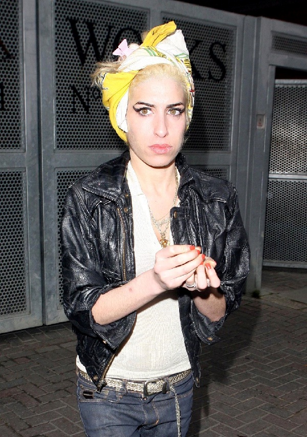 Amy Winehouse-Worst Celebrity Haircuts