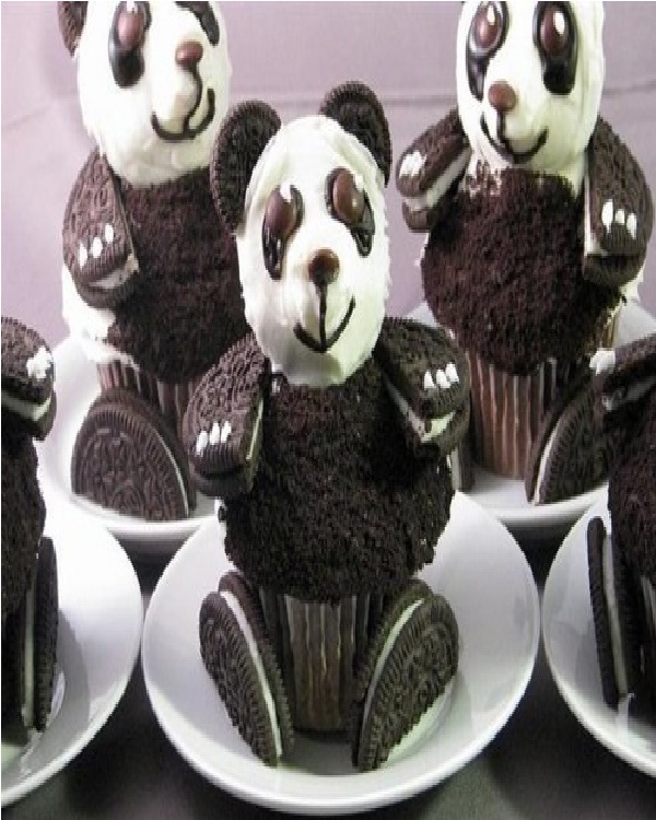 The Panda-Amazing Cupcakes