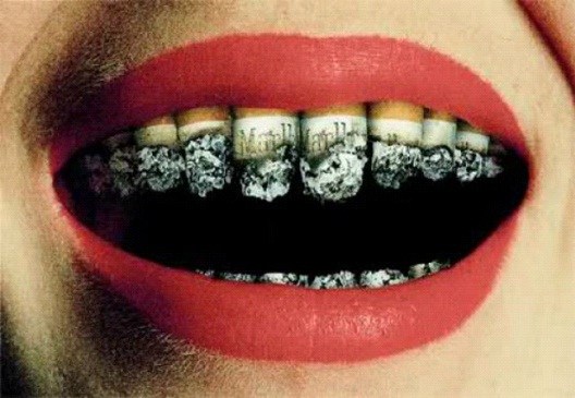 Cigarette Smile-24 Most Creative Anti-Smoking Ads