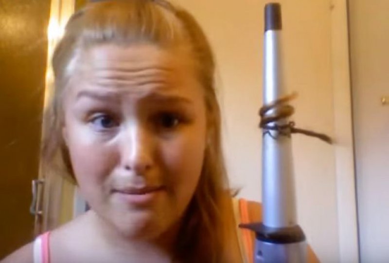 And When Curlers Decide to Eat Hair for Breakfast-15 Things That Will Make You Cringe If You're A Girl