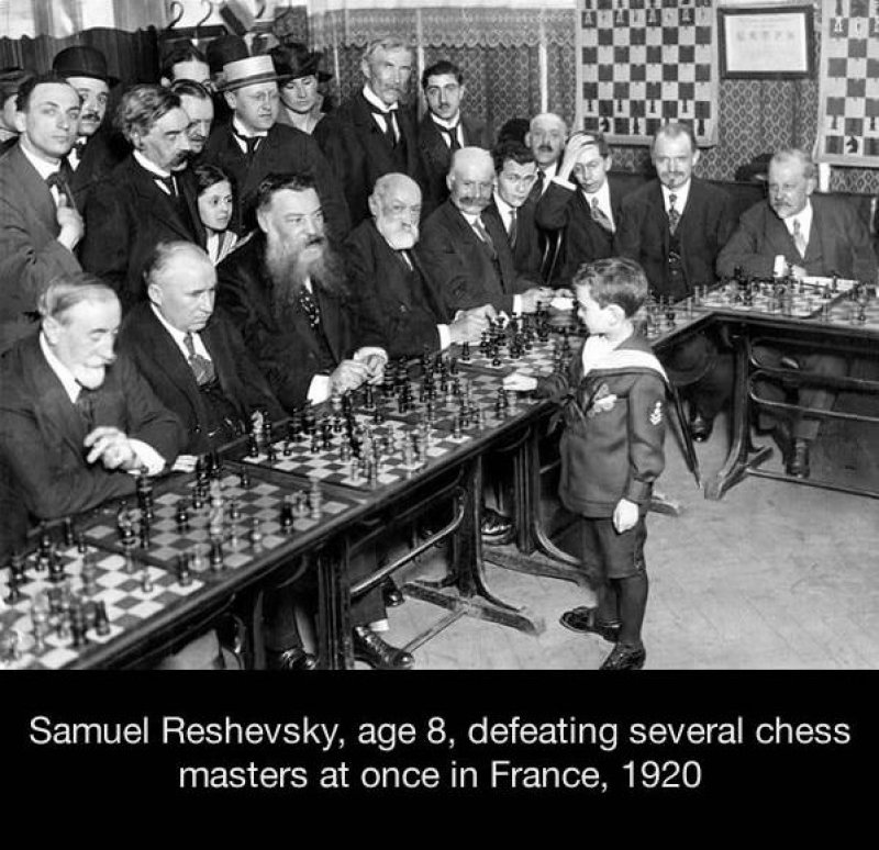 Samuel Reshevsky, the Youngest Chess Player to Beat Chess Masters-15 Historical Pictures That Are Really Shocking