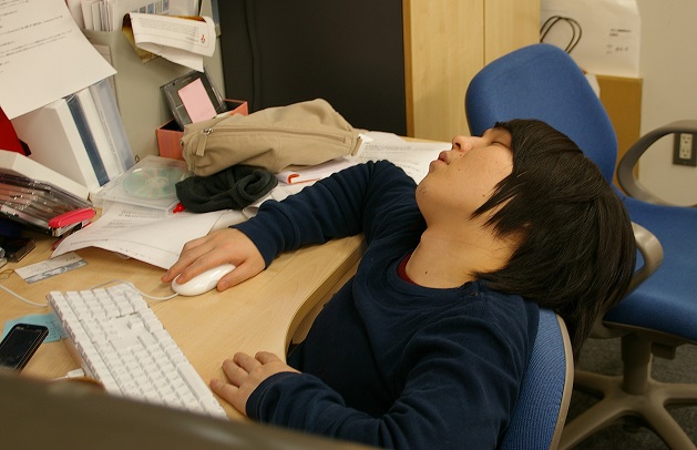 This Quick Nap-15 People Who Were Caught Taking A Quick Nap At Work