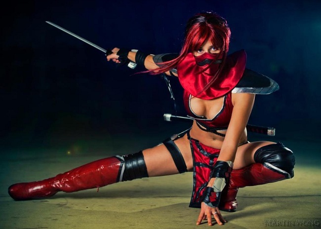 Scarlet again-Best Mortal Kombat Cosplays