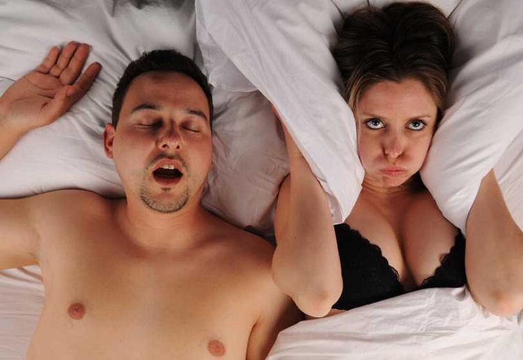 Snoring-24 Signs That You Are Fat