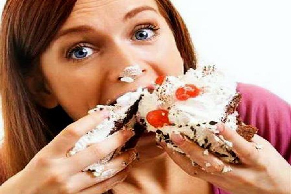 Sugar and Chocolate-Foods Women Love To Eat During Pregnancy