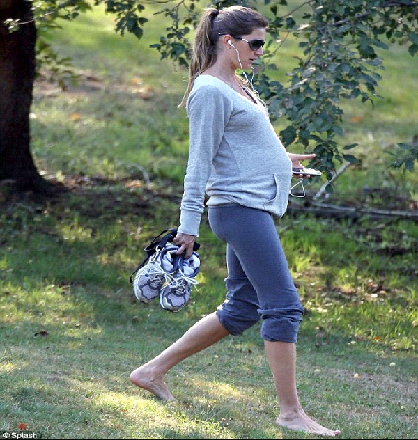 Walking-How To Stay Fit During Pregnancy