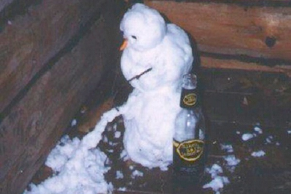 Peeing Snowman-Most Inappropriate Snowmen