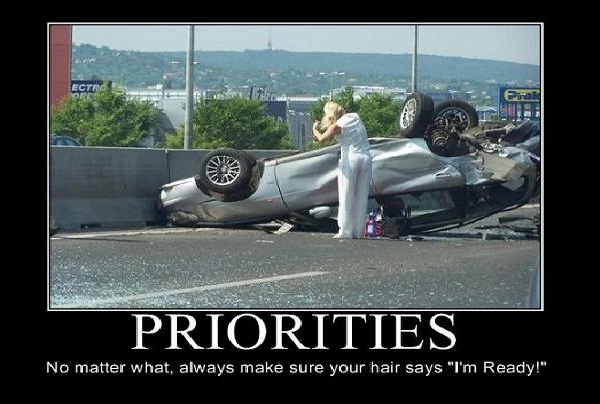 You are doing your hair?-Terrible Pics Depicting Priorities Of People