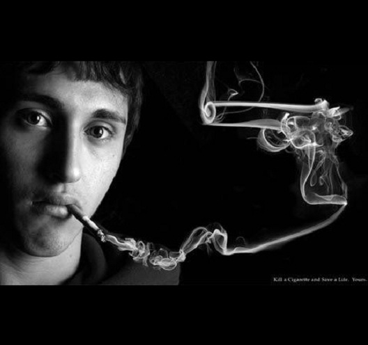 Pointed Gun-24 Most Creative Anti-Smoking Ads
