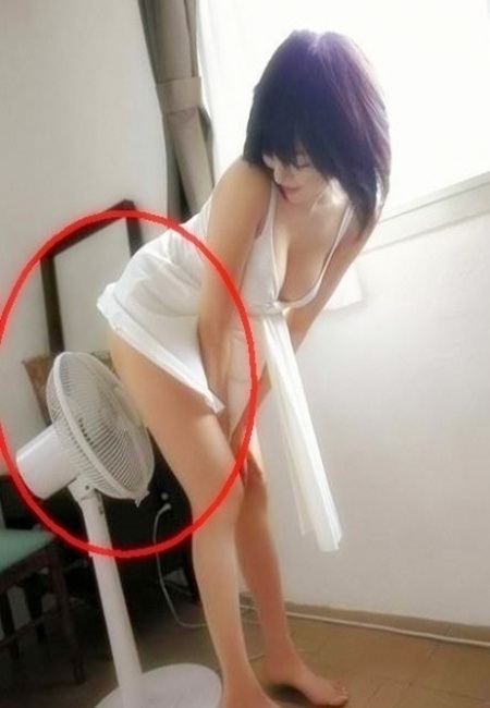 Cooling off?-Pics Of Girls Doing Insane Things