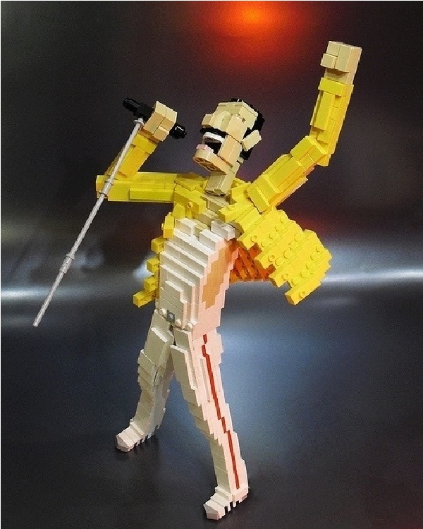 Freddie Mercury-Amazing LEGO Creations