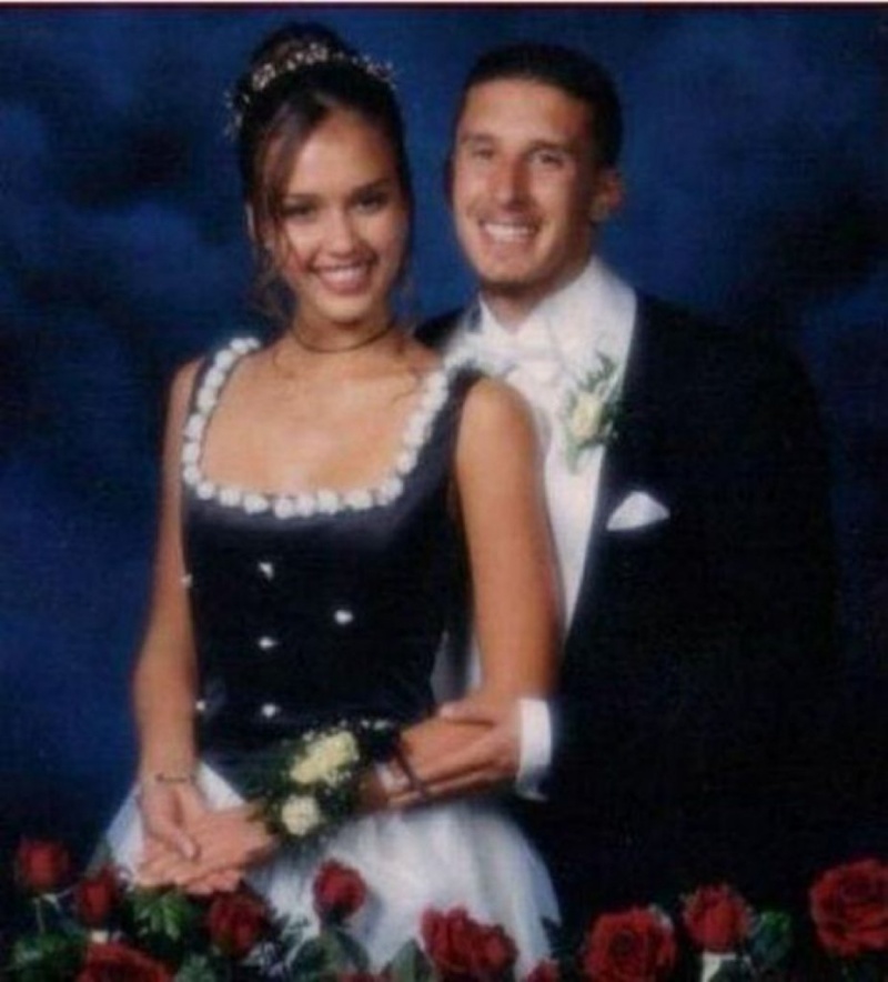 Jessica Alba Prom Date Photo-15 Rare Unseen Celebrity Prom Photos