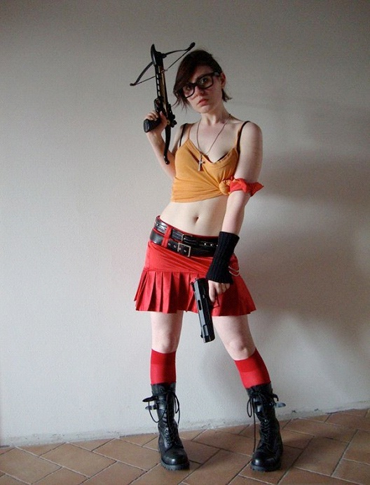 Armed And Dangerous Velma-24 Best Scooby Doo Cosplays Ever