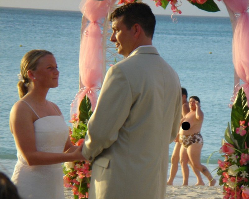 Surprise Wedding Guest-18 Hilarious Beach Fails That Will Make You Laugh Out Loud