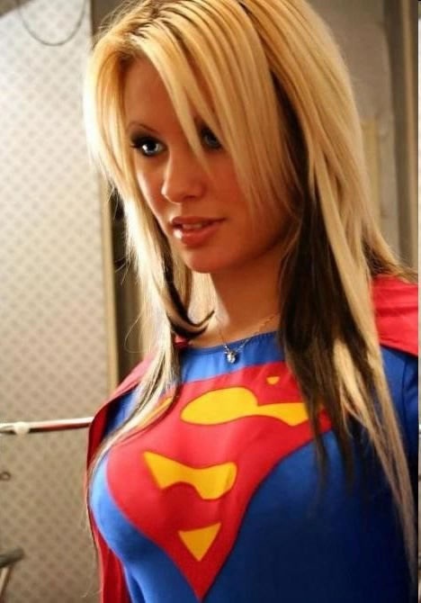 What A Lovely Pair Of...eyes-Hottest Supergirl Cosplays