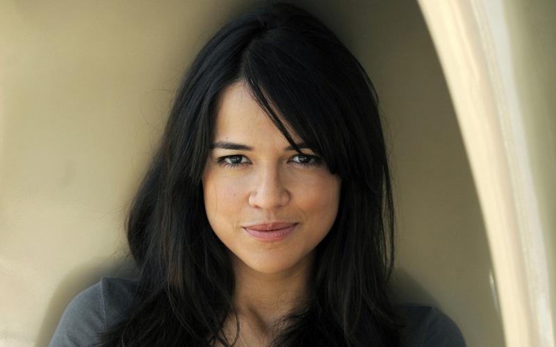 Michelle Rodriguez-15 Celebrities You Probably Didn't Know Were Bisexual