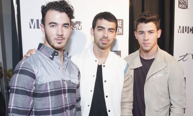 The Jonas Brothers-15 Popular Disney Channel Stars Then And Now