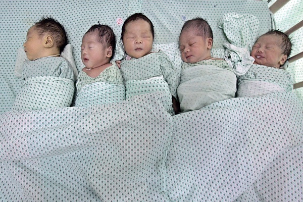 Busy babies-Things You Didn't Know About China