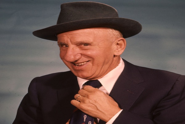 Jimmy Durante - nose-Strangest Insurances Done On Body Parts
