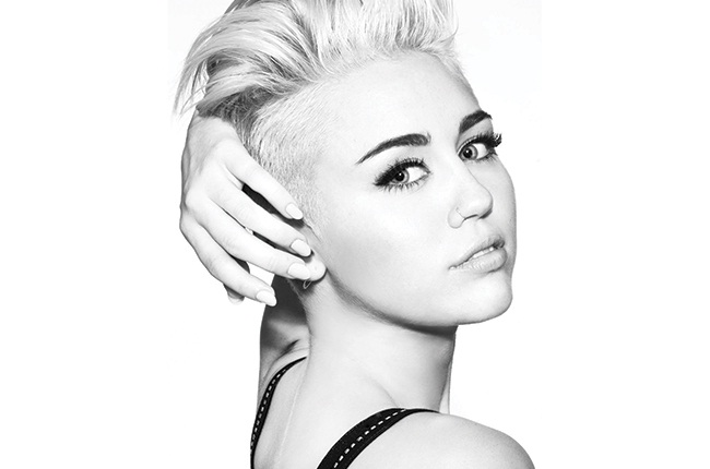 Miley Cyrus-Best Celebrity Bloggers