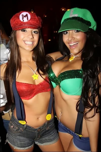 What A Lovely Pair-Hot Girls In Mario Cosplays