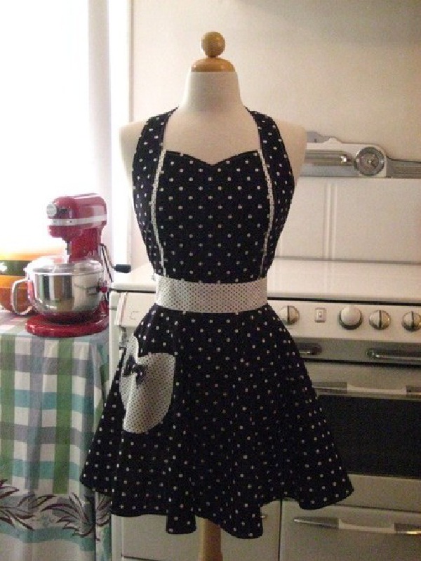 Stylish Aprons-Creative Cooking Aprons To Buy