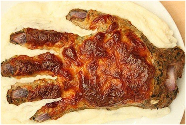 Burnt Severed Hand-15 Scary Halloween Dishes That Will Scare The Life Out Of Your Guests